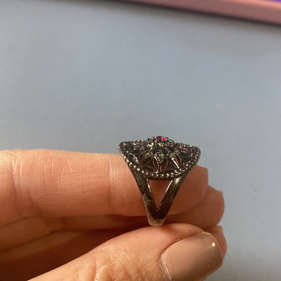 Premier Designs size 7 - Picture 2 of 5